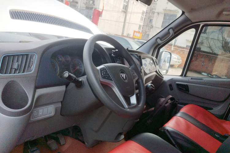 Used Foton Toano 2022 2.0T Manual Tongtu Van Long Wheelbase Mid-Roof Design Rear Single Tire 3-Seater 4F20TC3 Steering Wheel