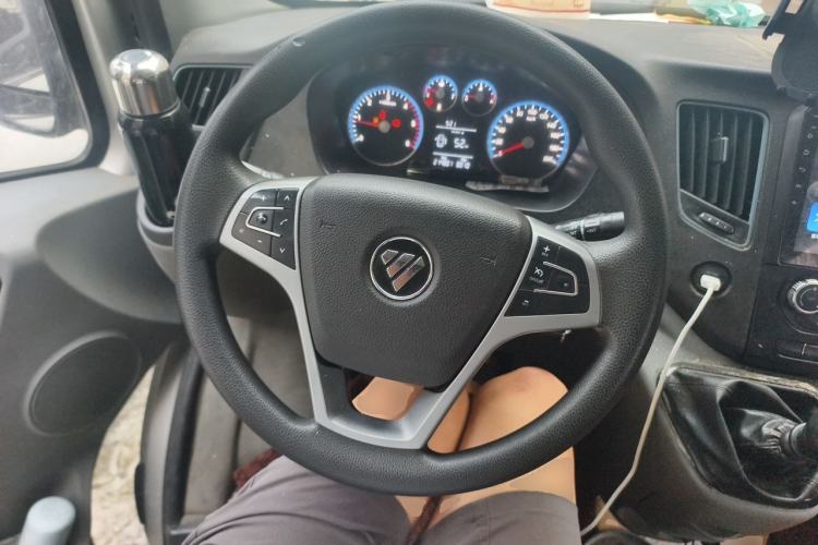 Used Foton Toano 2022 2.0T Manual Jixiang Multi-Function Professional Version Long Wheelbase Mid-Roof Design Rear Single Tire 7/9-Seater 4F20TC3 Steering Wheel