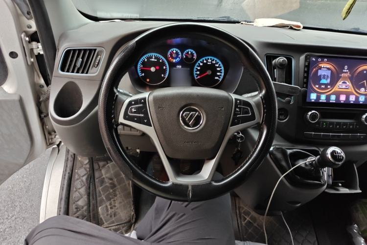 Used Foton Toano 2022 2.8T Manual Jixiang Multi-Function Long-Wheelbase Mid-Roof Single-Tire Rear 7/9-Seater F2.8NS6B177L Steering Wheel