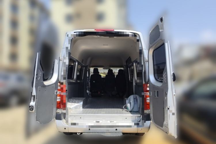 Used Foton Toano 2022 2.8T Manual Jixiang Multi-Function Long-Wheelbase Mid-Roof with Rear Dual Tires 7/9-Seater F2.8NS6B177L Trunk