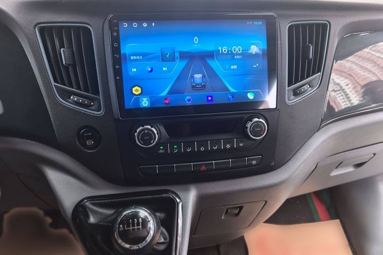 Used Foton Toano 2022 2.0T Manual Urban Edition Short Wheelbase Mid-Height Design Rear Single Tire 5/6/9-Seater Configuration 4F20TC3 Audio And AC Panel