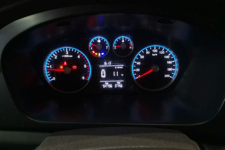 Used Foton Toano 2022 2.0T Manual Tongtu Multi-Function Long Wheelbase Mid-Roof Single-Tire 5/6/7/9-Seater 4F20TC3 Instrument Cluster