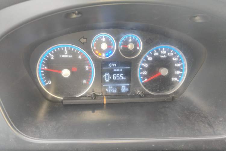 Used Foton Toano 2022 2.8T Manual Tongtu Multi-Function Extended-Chassis Mid-Roof Single-Tire Configuration 5/6/7/9-Seater F2.8NS6B177L Instrument Cluster