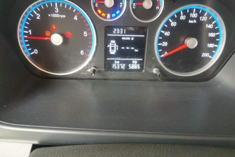 Used Foton Toano 2022 2.0T Manual Tongtu Multi-Function Long-Wheelbase Ultra-High Roof with Single Rear Tire Available in 5/6/7/9-Seater Configurations Model 4F20TC3 Odometer Close Up