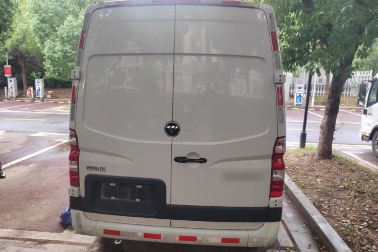 Used Foton Toano 2022 2.0T Manual Urban Van Short Wheelbase Mid-Height Rear Single Tire 3-Seater 4F20TC3 Rear