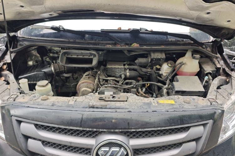 Used Foton Toano 2023 2.0T Manual Jixiang Long Wheelbase Mid-Top Rear Single Tire 7/9-Seater Engine Bay