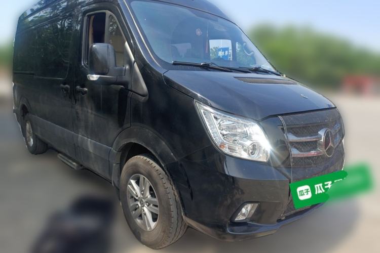 Used Foton Toano 2023 2.0T Compact Comfort Edition Manual Transmission Long Wheelbase Mid-Height Design with Single Rear Tire 9-Seater Exterior 2