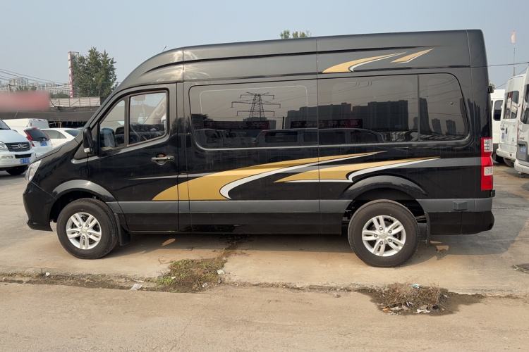 Used Foton Toano 2023 2.0T Compact Luxury Edition Manual Transmission Long Wheelbase Mid-Height Roof Rear Single Tire 9-Seater Exterior 6