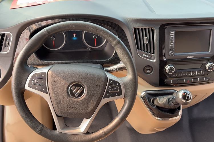 Used Foton Toano 2023 2.0T Compact Luxury Edition Manual Transmission Long Wheelbase Mid-Height Roof Rear Single Tire 9-Seater Instrument Cluster