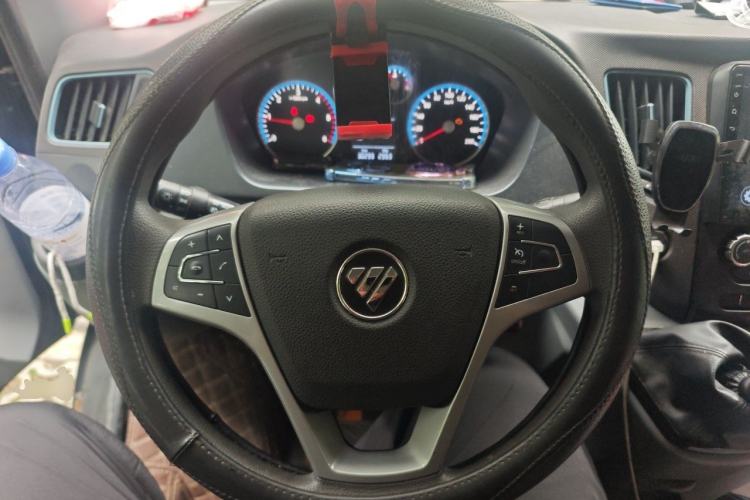 Used Foton Toano 2023 2.0T Manual Jixiang Long Wheelbase Mid-Top Rear Single Tire 7/9-Seater Steering Wheel