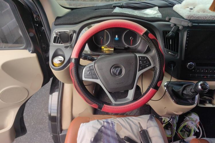 Used Foton Toano 2023 2.0T Compact Luxury Edition Manual Transmission Long Wheelbase Mid-Height Roof Rear Single Tire 9-Seater Steering Wheel