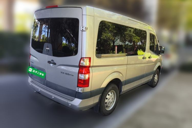Used Foton Toano 2023 2.0T Manual Urban Version Short Wheelbase Low Roof with Single Rear Tire Available in 5/6/9-Seater Configurations Exterior 5
