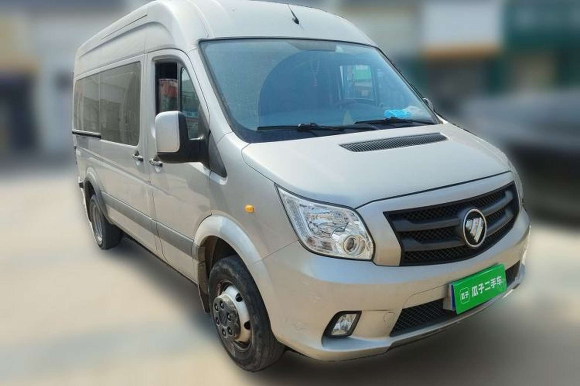 Used Foton Toano 2023 2.5T Manual Jixiang Multi-Function Long-Wheelbase Mid-Height Model with Dual Rear Tires Available in 7/9-Seater Configurations Front Right 45 Deg