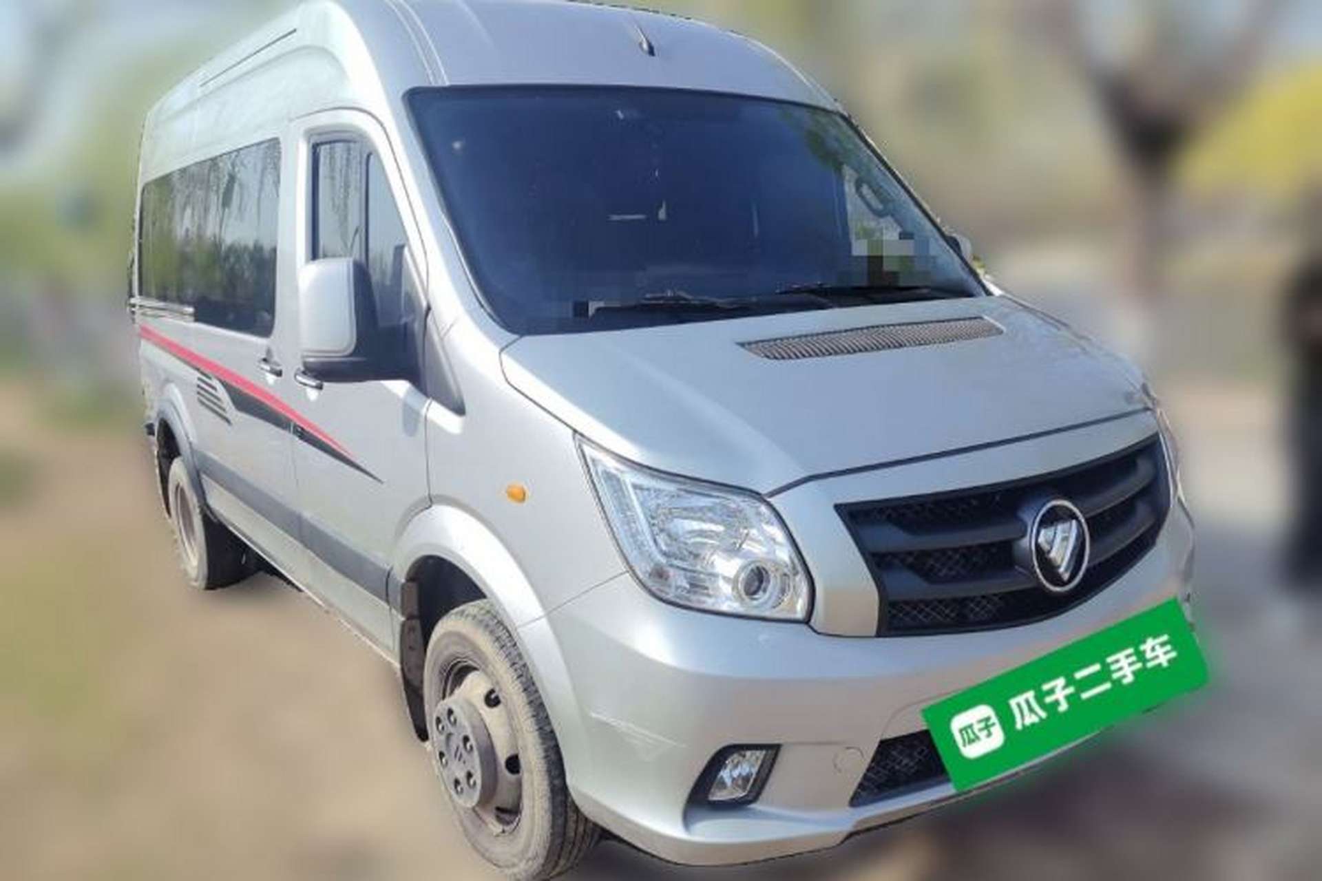 Used Foton Toano 2023 2.5T Manual Jixiang Multi-Function Long-Wheelbase Mid-Height Model with Dual Rear Tires Available in 7/9-Seater Configurations Front Right 45 Deg