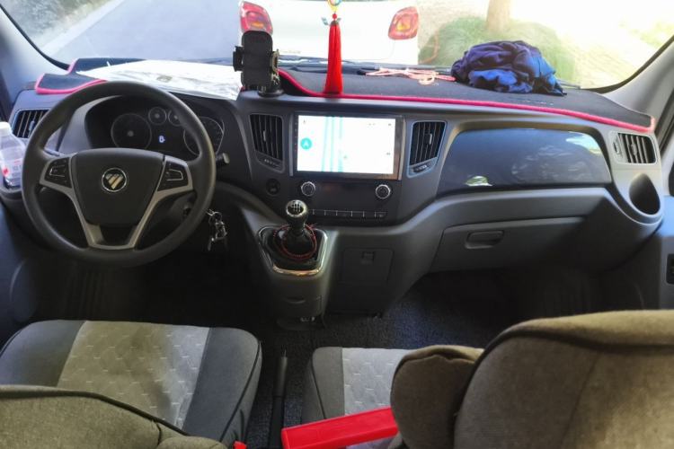 Used Foton Toano 2023 2.0T Manual Urban Version Short Wheelbase Low Roof with Single Rear Tire Available in 5/6/9-Seater Configurations Interior 2