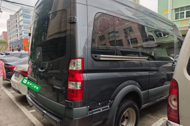 Used Foton Toano 2023 Cummins 2.8T Manual Jixiang Multi-Function Long-Wheelbase Mid-Roof Model with Rear Dual Tires Available in 7/9-Seater Configurations Rear Right 45 Deg