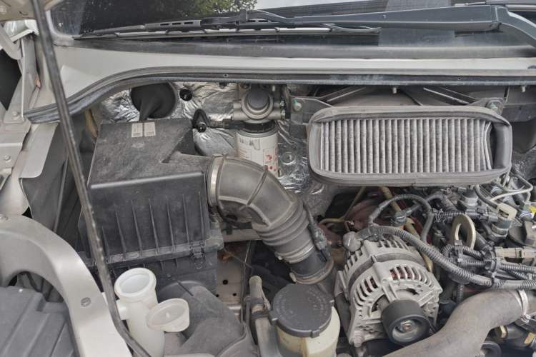 Used Foton Toano  Engine Bay Right