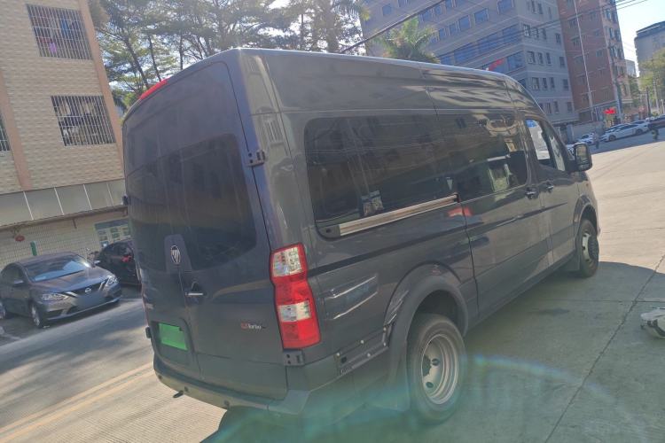 Used Foton Toano 2023 Cummins 2.8T Manual Jixiang Multi-Function Long-Wheelbase Mid-Roof Model with Rear Dual Tires Available in 7/9-Seater Configurations Rear Right 45 Deg