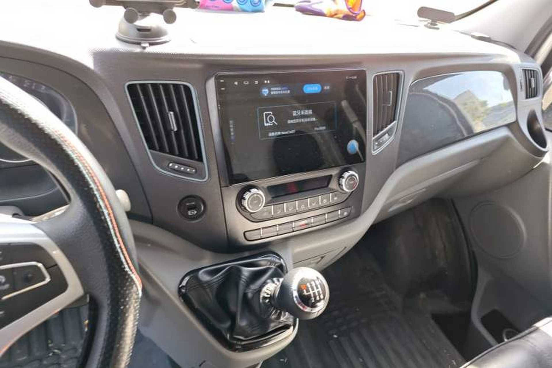Used Foton Toano 2023 Joy Elephant Van 2.0T Manual Transmission Extended Wheelbase Ultra-High Roof Rear Single Tire 3-Seater Audio And AC Panel