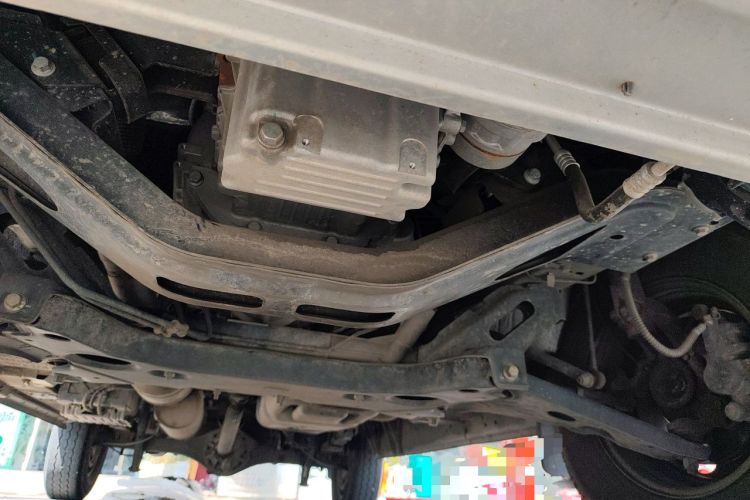 Used Foton Toano 2023 2.0T Manual Urban Version Short Wheelbase Mid-Height Design with Single Rear Tire—5/6/9 Seater Chassis Front