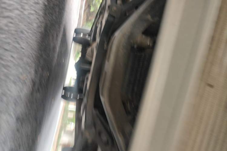 Used Foton Toano 2023 2.8T Manual Jixiang Long Wheelbase Mid-Top with Rear Dual Tires 7/9 Seats Chassis Front