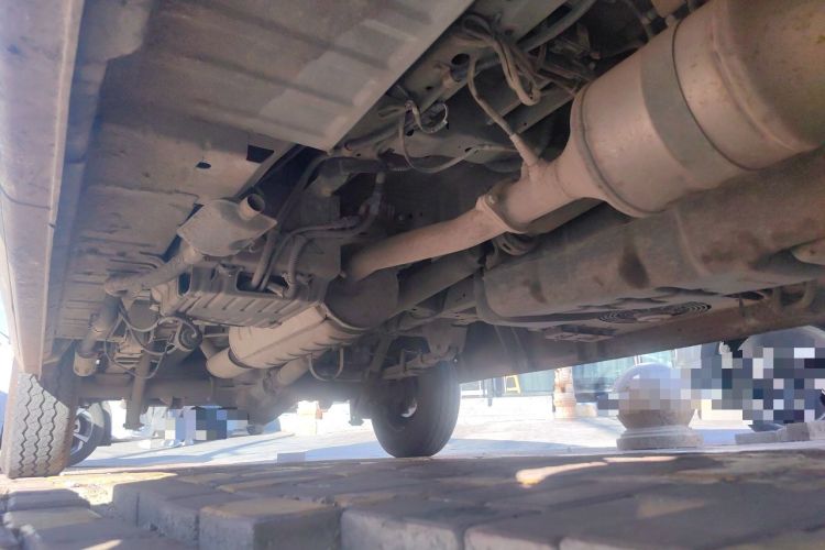 Used Foton Toano 2023 2.0T Manual Jixiang Van Long Wheelbase Mid-Height Rear Single Tire 3-Seater Chassis Front Right