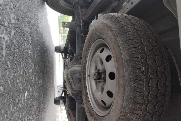 Used Foton Toano 2023 2.8T Manual Urban Version Short Wheelbase Low Roof with Single Rear Tire—5/6/9 Seater Chassis Rear