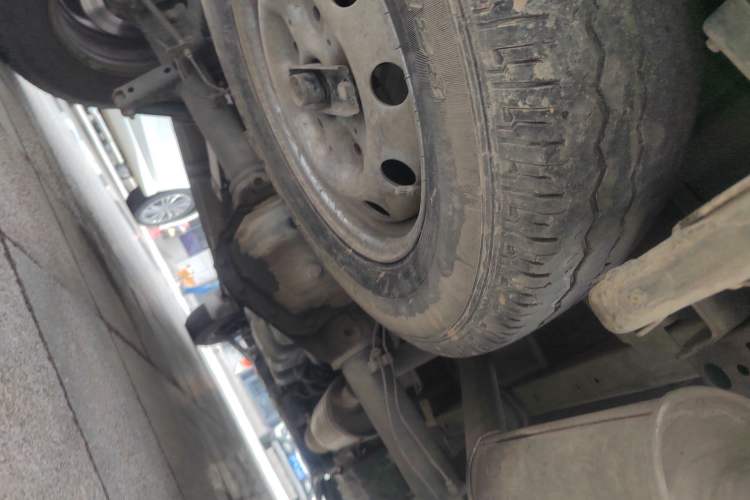 Used Foton Toano 2023 2.0T Automatic Urban Edition Short Wheelbase Mid-Height Design with Single Rear Tire—Available in 5/6/9-Seater Configurations Chassis Rear