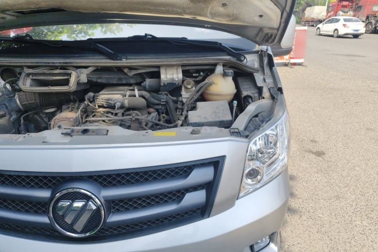 Used Foton Toano 2023 Joy Elephant Multi-Function 2.0T Manual Long-Wheelbase Mid-Roof Model with Single Rear Tire Available in 5/6/7/9-Seater Configurations Engine Bay Left