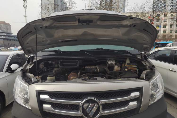 Used Foton Toano 2023 2.0T Automatic Urban Edition Short Wheelbase Mid-Height Design with Single Rear Tire—Available in 5/6/9-Seater Configurations Engine Bay