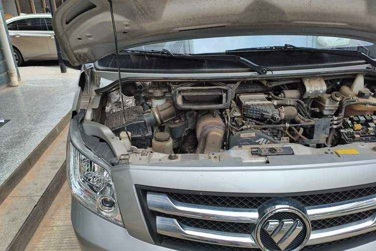 Used Foton Toano 2023 2.0T Automatic Urban Edition Short Wheelbase Mid-Height Design with Single Rear Tire—Available in 5/6/9-Seater Configurations Engine Bay Right