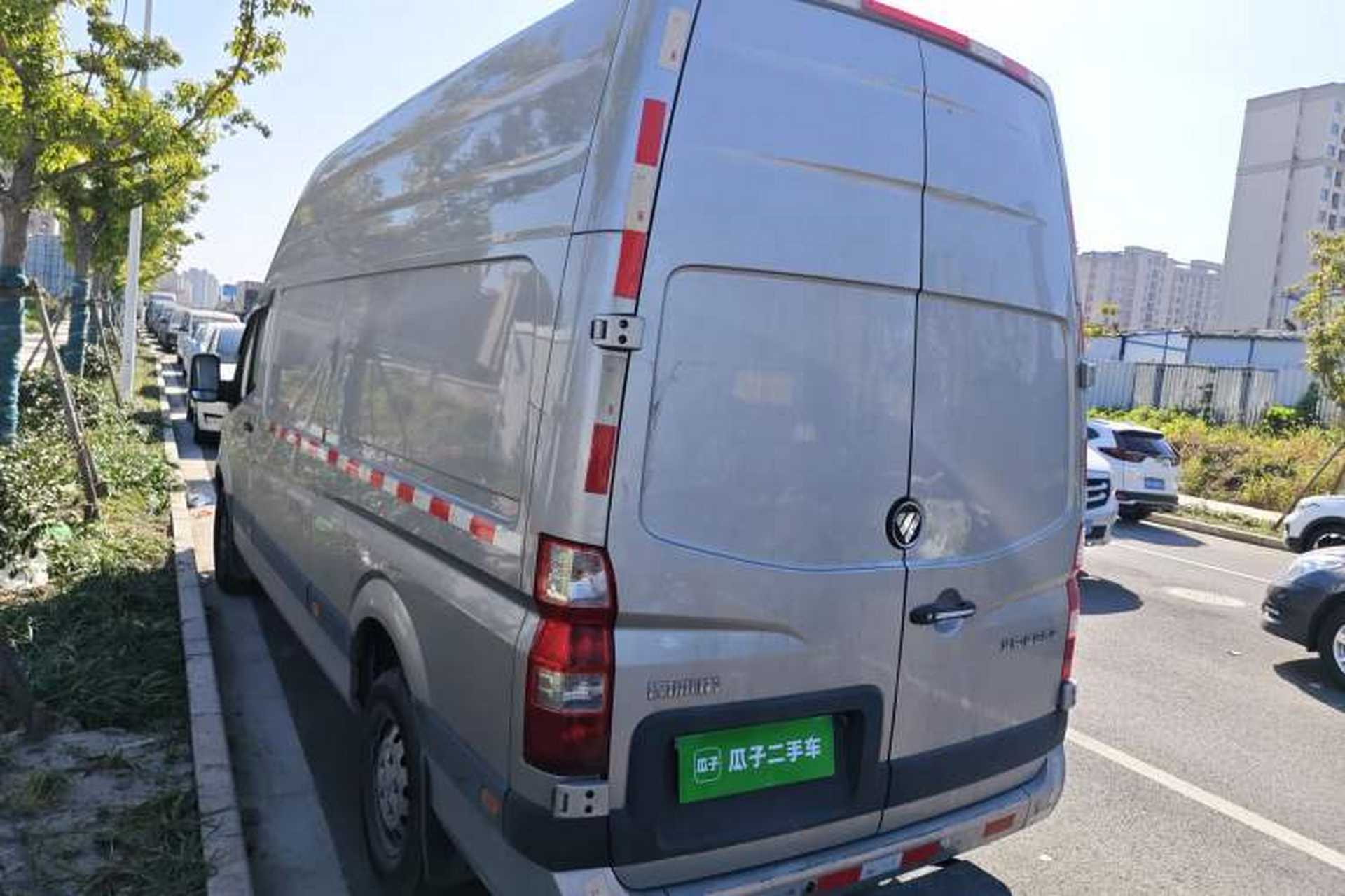 Used Foton Toano 2023 Joy Elephant Van 2.0T Manual Transmission Extended Wheelbase Ultra-High Roof Rear Single Tire 3-Seater Exterior 3