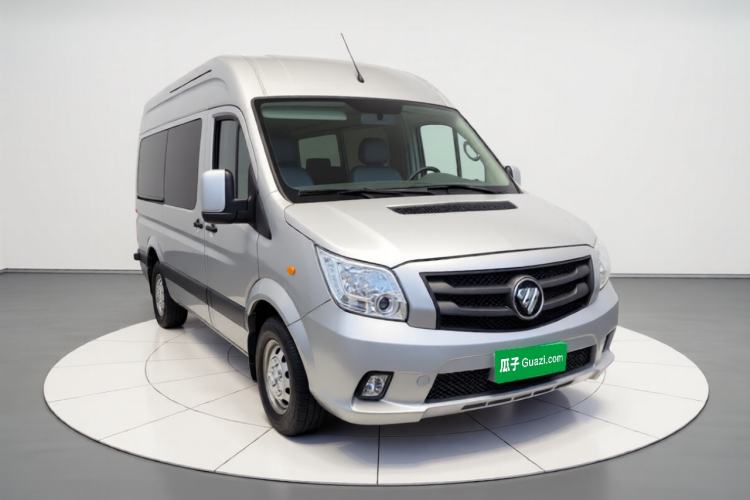 Used Foton Toano 2023 2.0T Manual Jixiang Long Wheelbase Ultra-High Roof with Single Rear Tire 7/9 Seats Front Right 45 Deg