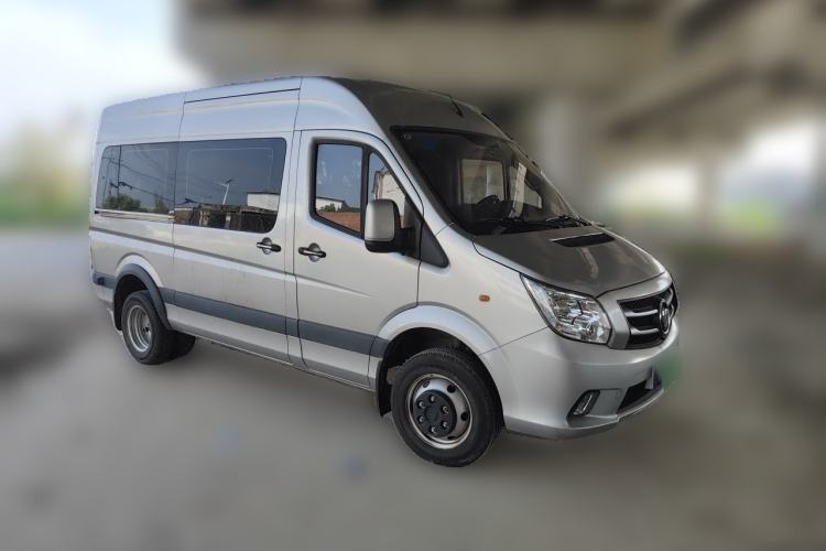 Used Foton Toano 2023 2.5T Manual Jixiang Long Wheelbase Mid-Top with Dual Rear Tires 7/9-Seater Front Right 45 Deg