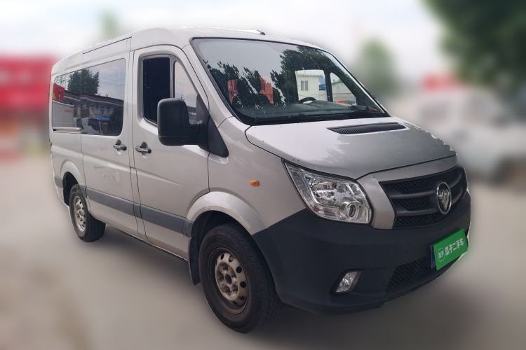 Used Foton Toano 2023 2.0T Manual Urban Version Short Wheelbase Low Roof with Single Rear Tire Available in 5/6/9-Seater Configurations Front Right 45 Deg