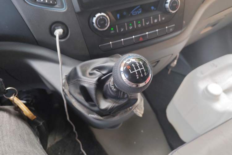 Used Foton Toano  Gear Lever