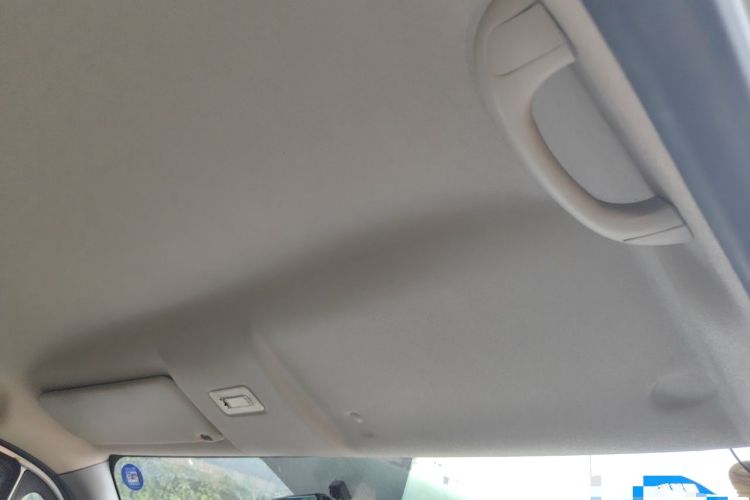 Used Foton Toano 2023 2.0T Manual Jixiang Van Extended Wheelbase Mid-Roof Design Rear Single Tire 3-Seater Headliner