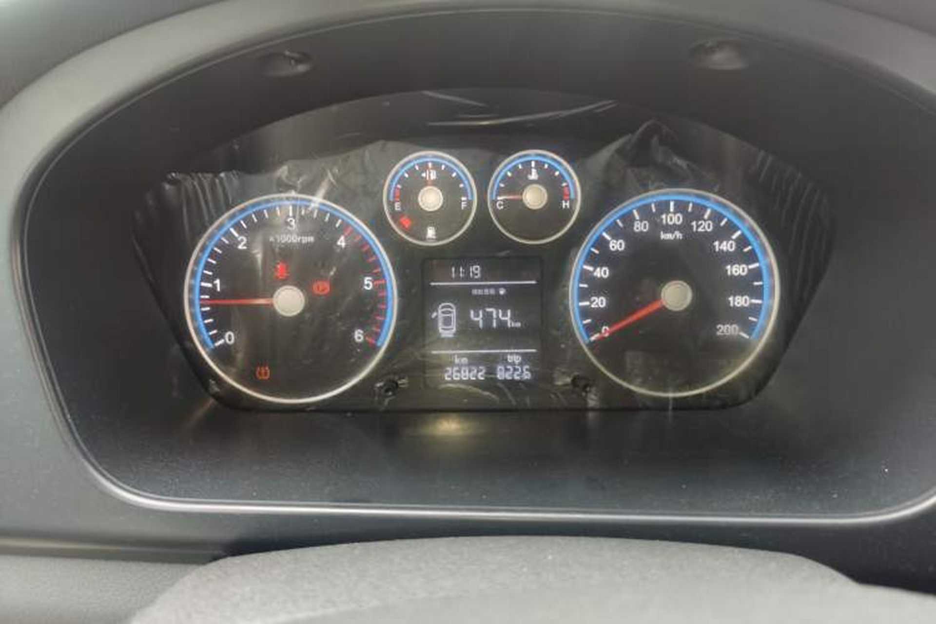 Used Foton Toano 2023 2.0T Manual Urban Version Short Wheelbase Low Roof with Single Rear Tire Available in 5/6/9-Seater Configurations Instrument Cluster