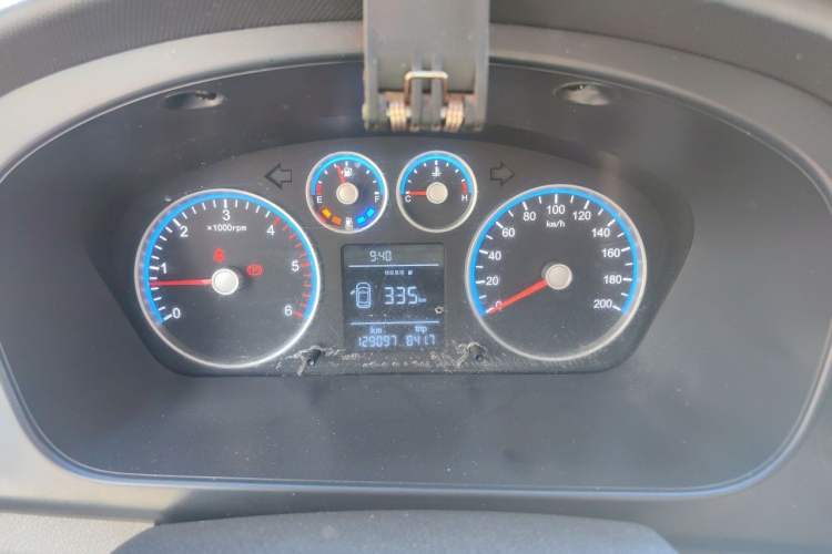 Used Foton Toano 2023 2.0T Manual Jixiang Van Long Wheelbase Mid-Height Rear Single Tire 3-Seater Instrument Cluster