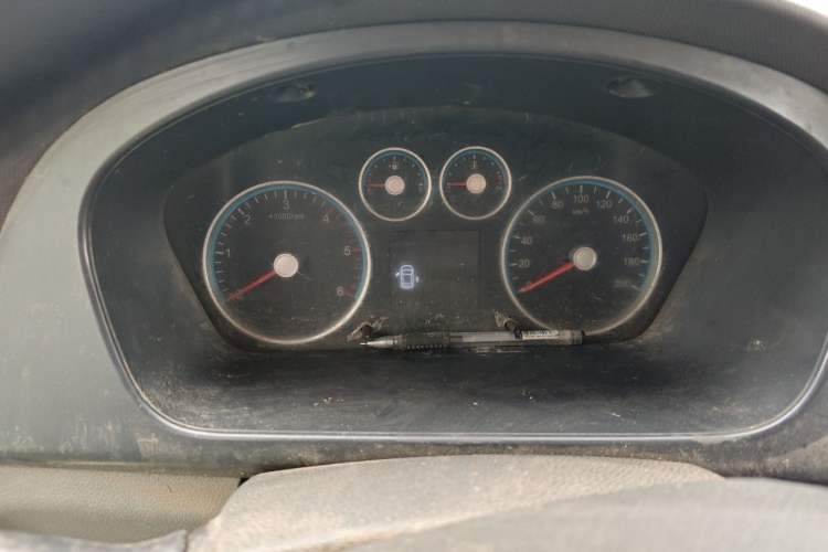 Used Foton Toano 2023 2.0T Manual Jixiang Long-Wheelbase Mid-Top Single Rear Tire 7/9-Seater Professional Edition Instrument Cluster