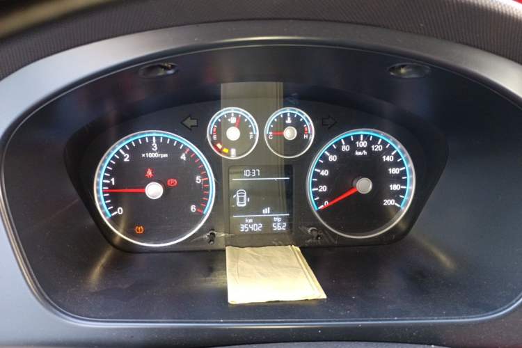 Used Foton Toano 2023 2.0T Manual Jixiang Van Long Wheelbase Mid-Height Rear Single Tire 3-Seater Instrument Cluster