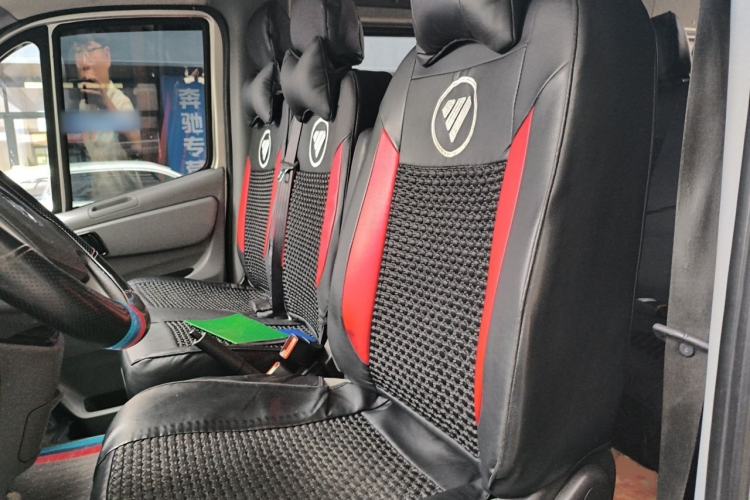 Used Foton Toano 2023 2.8T Manual Jixiang Long Wheelbase Mid-Top with Rear Dual Tires 7/9 Seats Left Rear Seat