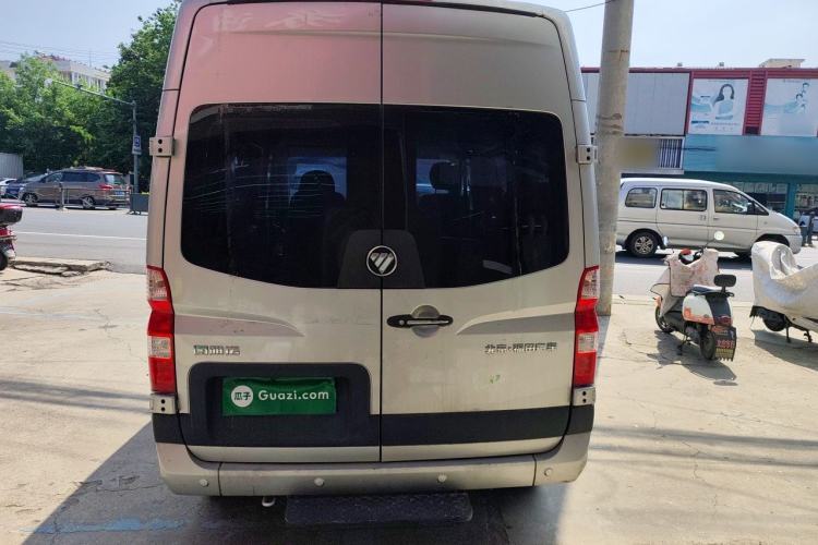 Used Foton Toano 2023 2.0T Manual Urban Version Short Wheelbase Mid-Height Design with Single Rear Tire—5/6/9 Seater Rear