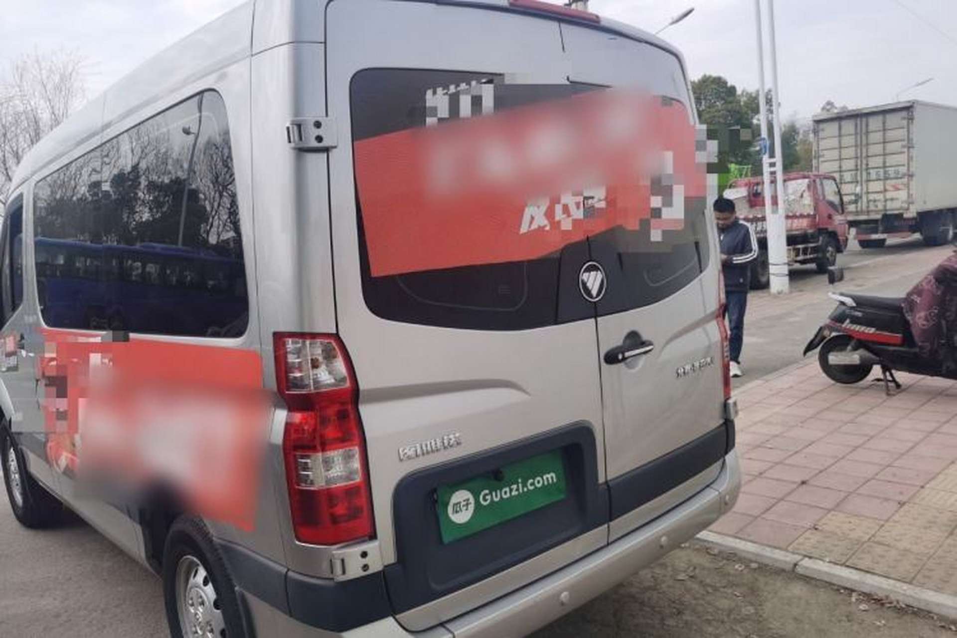 Used Foton Toano 2023 2.0T Manual Urban Version Short Wheelbase Low Roof with Single Rear Tire Available in 5/6/9-Seater Configurations Rear