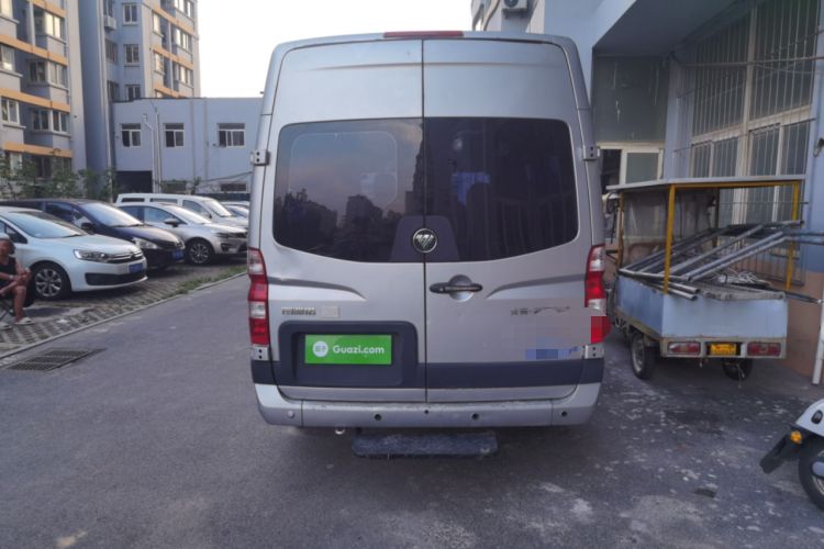 Used Foton Toano 2023 2.0T Manual Jixiang Long Wheelbase Mid-Top Rear Single Tire 7/9-Seater Rear