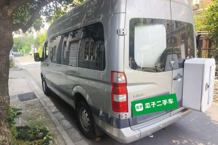 Used Foton Toano 2023 2.0T Manual Jixiang Long Wheelbase Ultra-High Roof with Single Rear Tire 7/9 Seats Rear Left 45 Deg