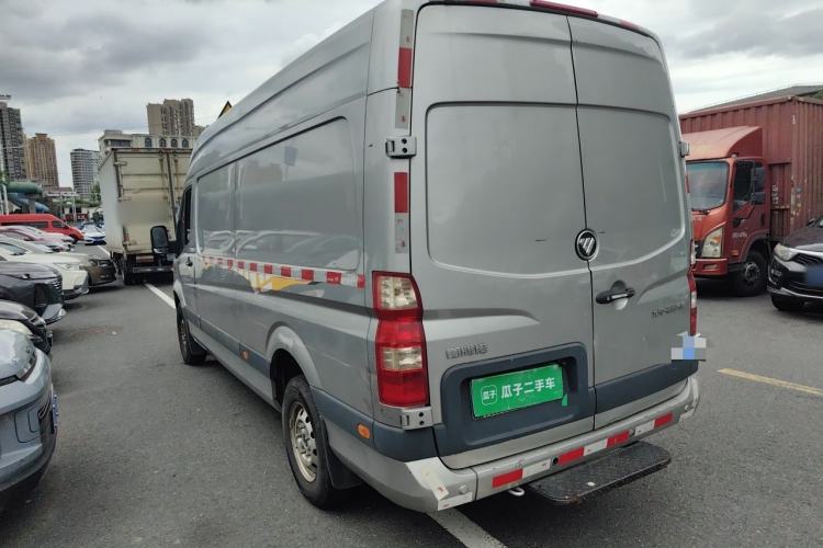 Used Foton Toano 2023 2.0T Manual Jixiang Van Extended Wheelbase Mid-Roof Design Rear Single Tire 3-Seater Rear Left 45 Deg