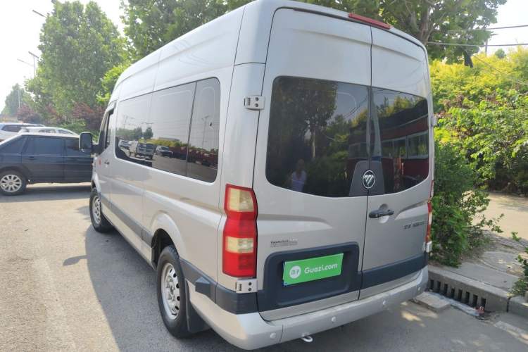 Used Foton Toano 2023 Joy Elephant Multi-Function 2.0T Manual Long-Wheelbase Mid-Roof Model with Single Rear Tire Available in 5/6/7/9-Seater Configurations Rear Left 45 Deg