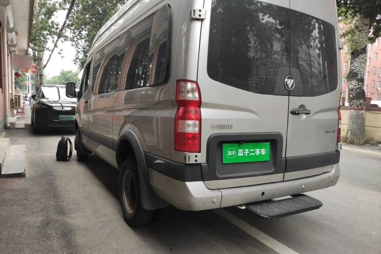 Used Foton Toano 2023 Cummins 2.8T Manual Jixiang Multi-Function Long-Wheelbase Mid-Roof Model with Rear Dual Tires Available in 7/9-Seater Configurations Rear Left 45 Deg