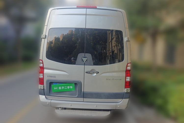 Used Foton Toano 2023 Joy Elephant Multi-Function 2.0T Manual Long-Wheelbase Mid-Roof Model with Single Rear Tire Available in 5/6/7/9-Seater Configurations Rear